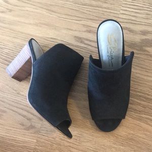 Black Mule Heel
